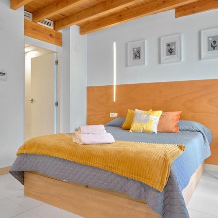 Apartamento De Diseno En La Plaza Del Carmen F1 Valencia Luaran gambar