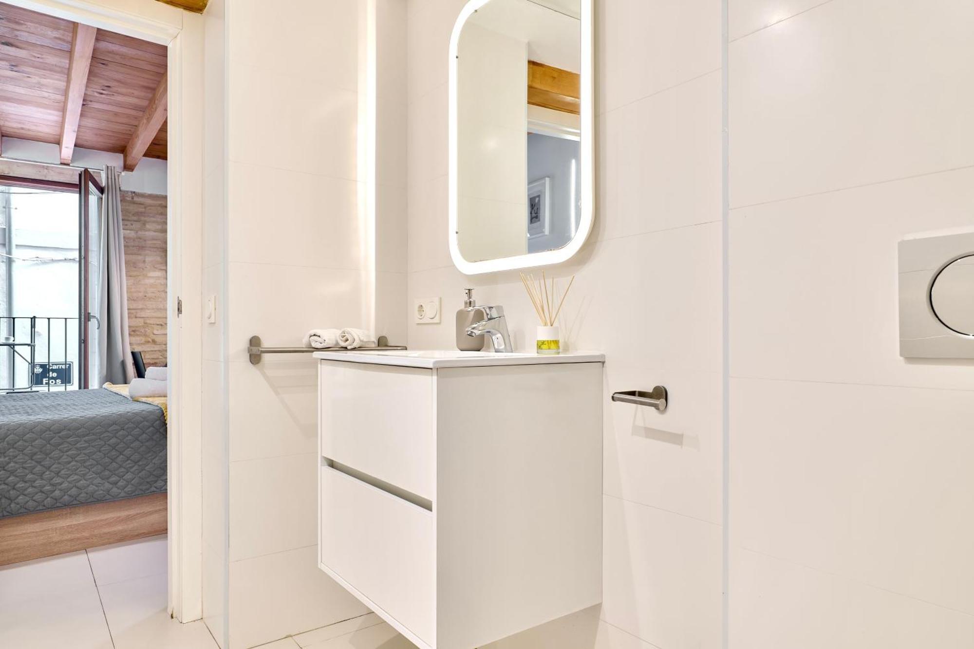 Apartamento De Diseno En La Plaza Del Carmen F1 Valencia Luaran gambar